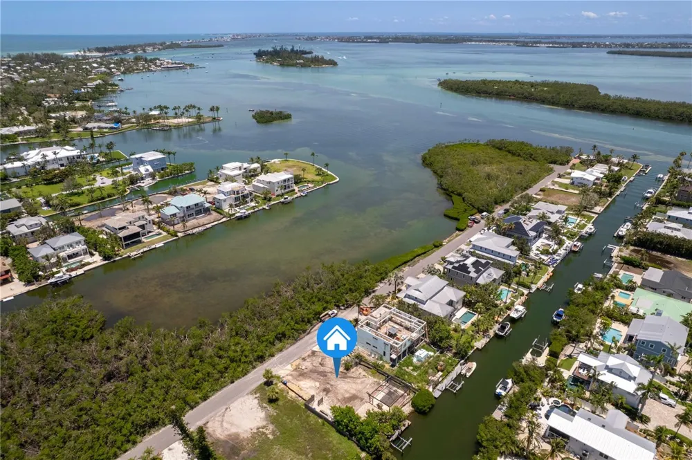 640 LYONS LANE Longboat Key, FL 34228