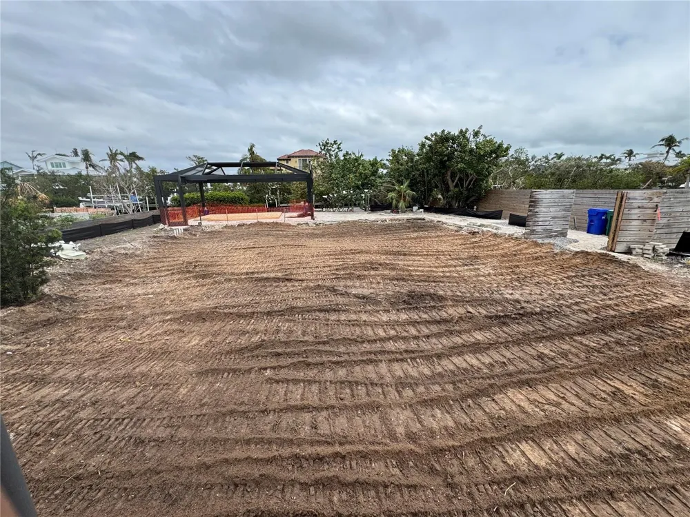 640 LYONS LANE Longboat Key, FL 34228