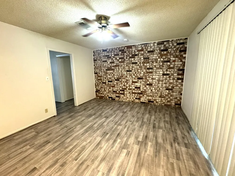 1722 Briar Lane Wharton, TX 77488