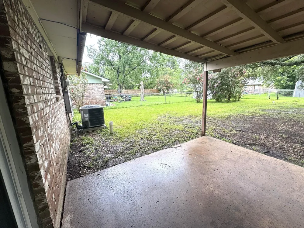 1722 Briar Lane Wharton, TX 77488