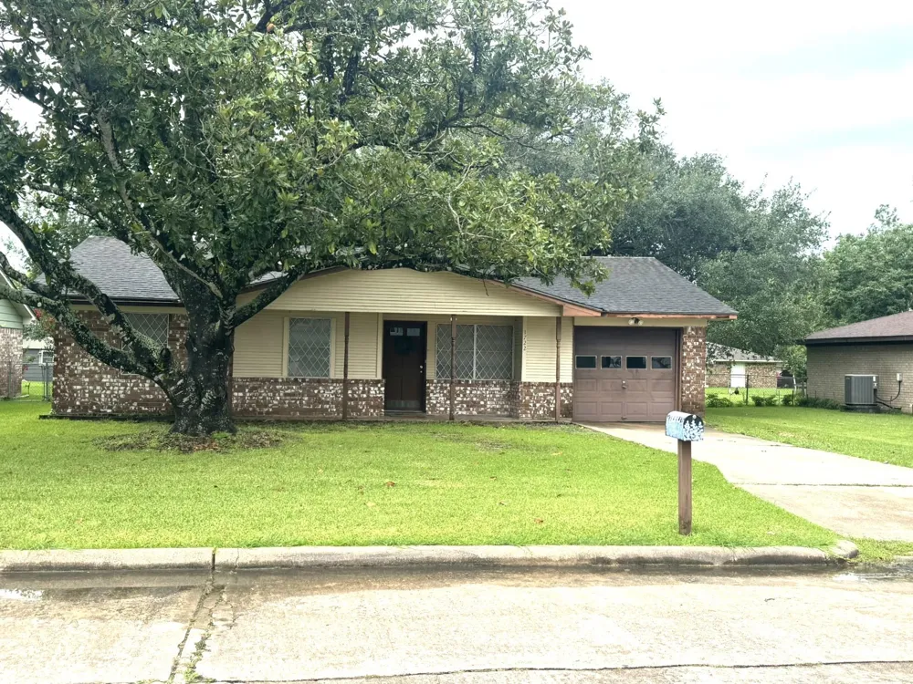1722 Briar Lane Wharton, TX 77488
