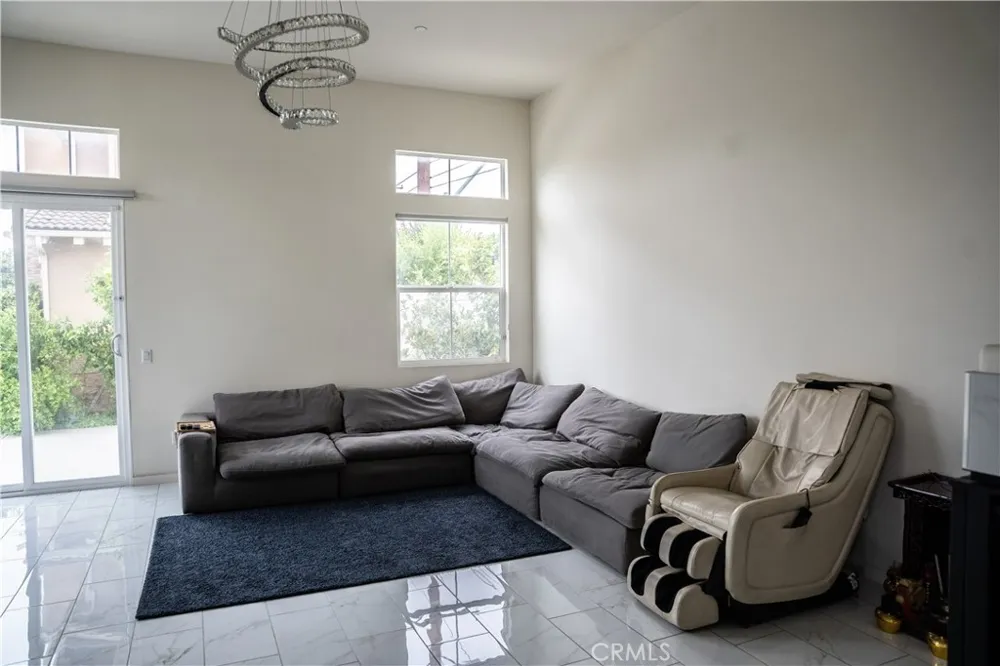 21125 Normandie Avenue Torrance, CA 90501