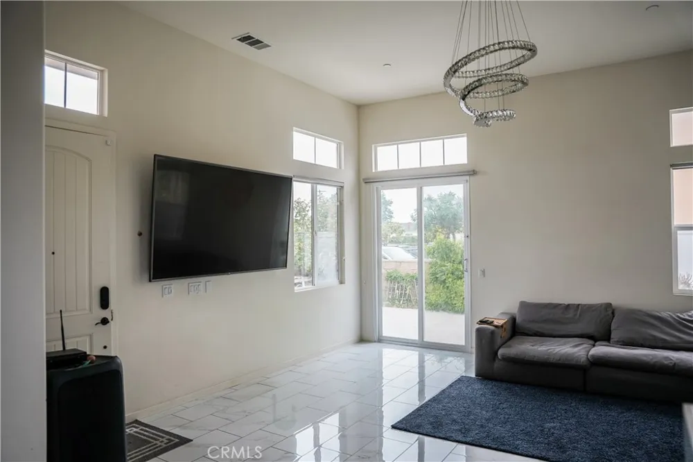 21125 Normandie Avenue Torrance, CA 90501