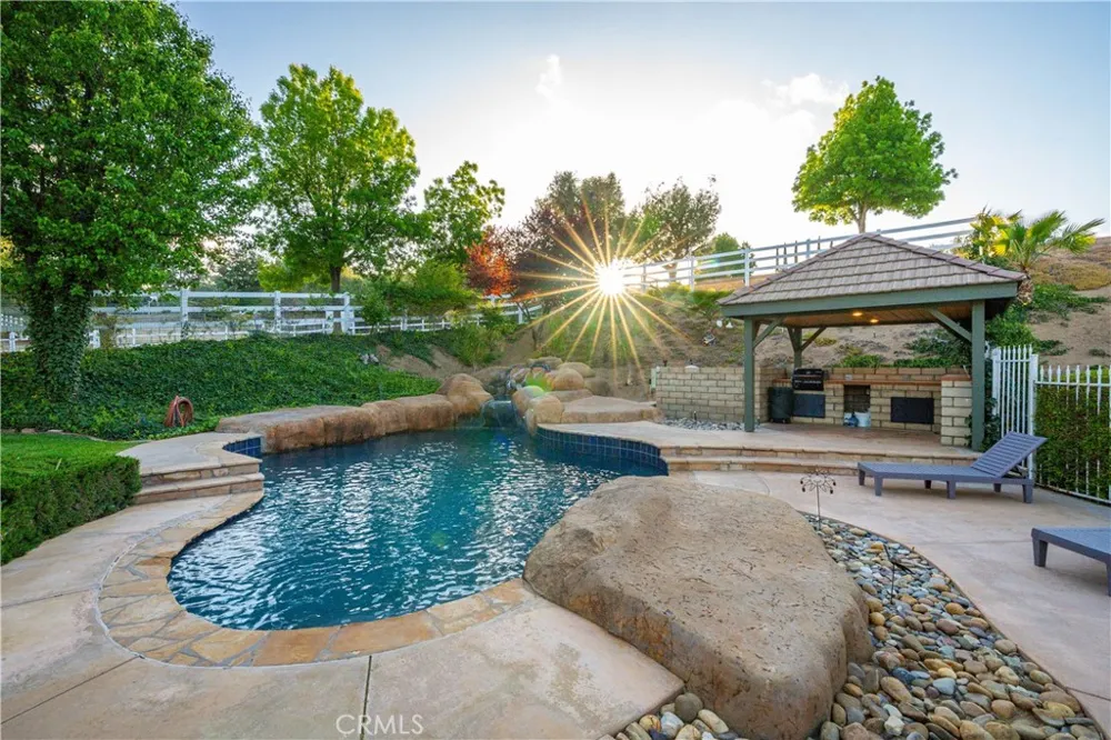 2575 Palomino Drive Acton, CA 93510