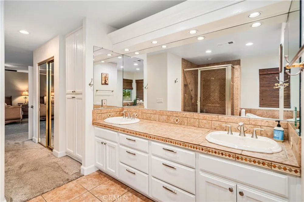 2575 Palomino Drive Acton, CA 93510