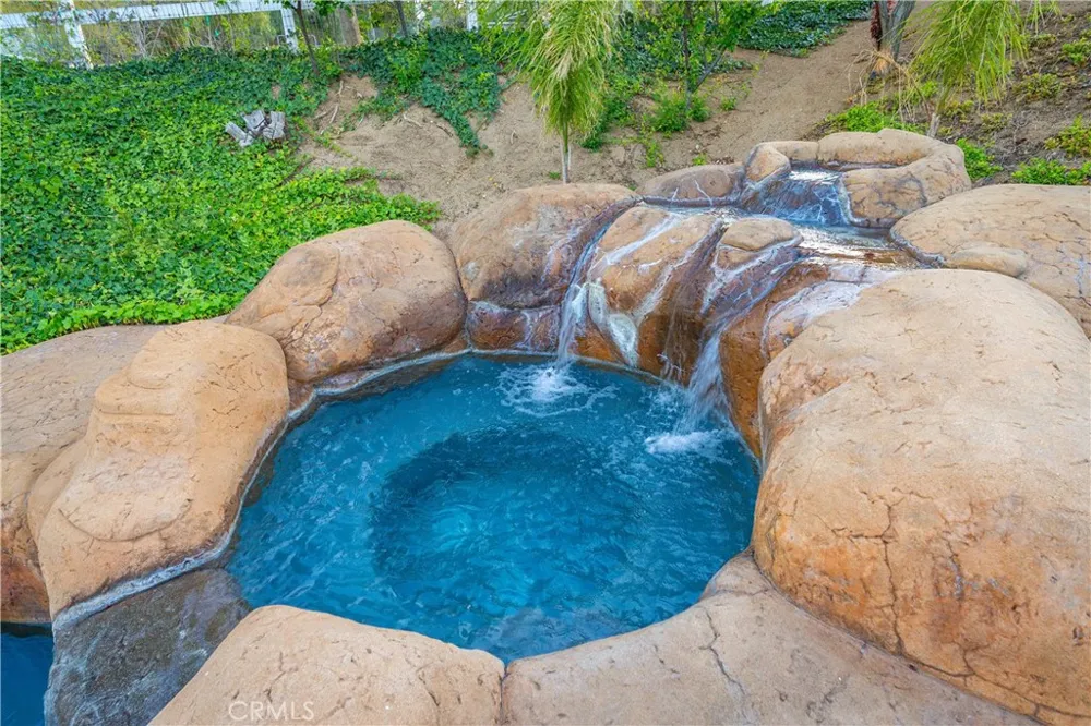 2575 Palomino Drive Acton, CA 93510