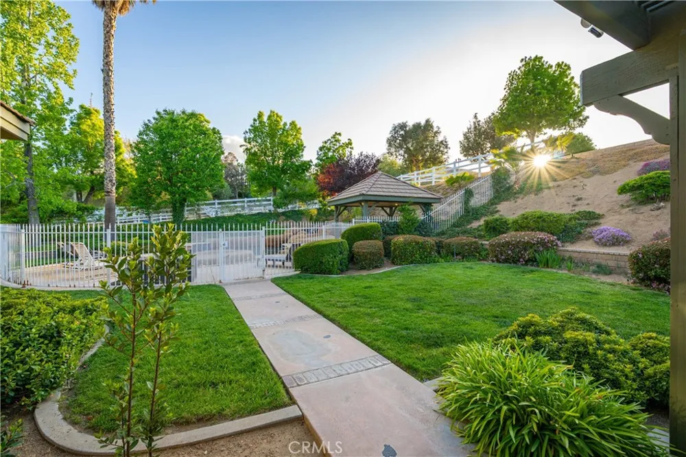 2575 Palomino Drive Acton, CA 93510