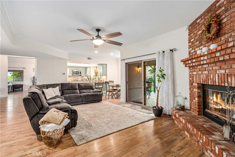 2575 Palomino Drive Acton, CA 93510