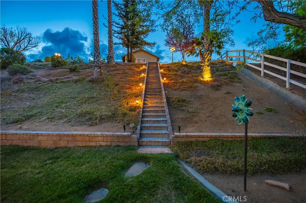 2575 Palomino Drive Acton, CA 93510