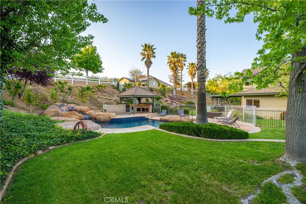 2575 Palomino Drive Acton, CA 93510