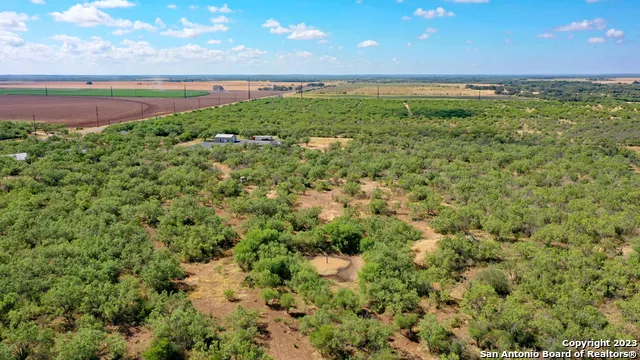 1066 RANCH RD HIGHWAY 187 Sabinal, TX 78881