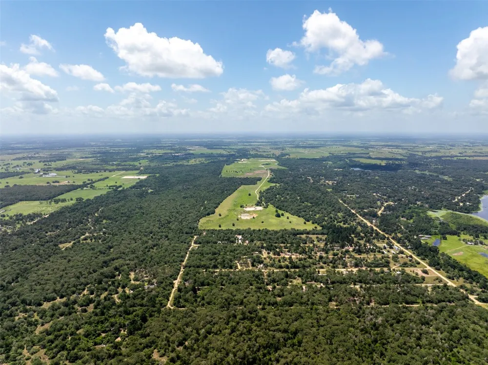 4046 State Highway 21 Caldwell, TX 77835