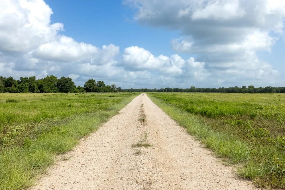 4046 State Highway 21 Caldwell, TX 77835