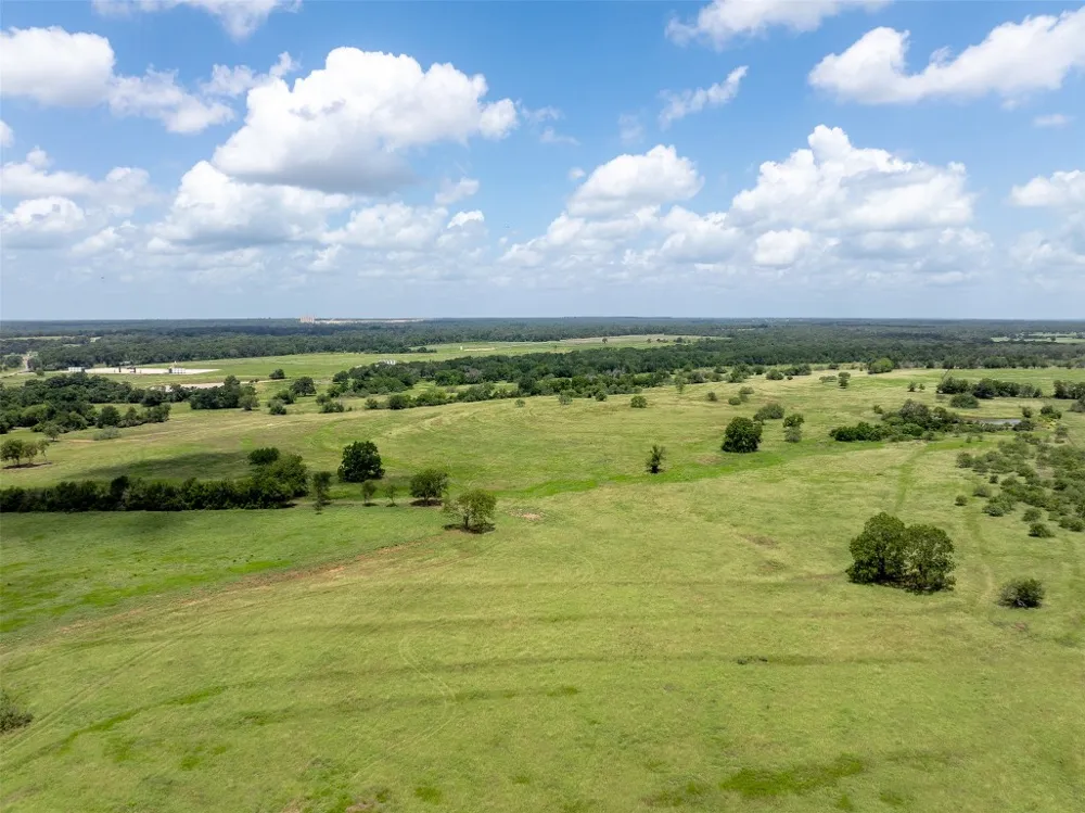 4046 State Highway 21 Caldwell, TX 77835