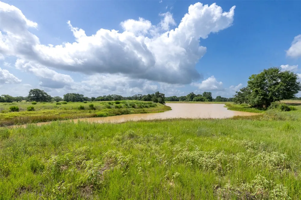 4046 State Highway 21 Caldwell, TX 77835