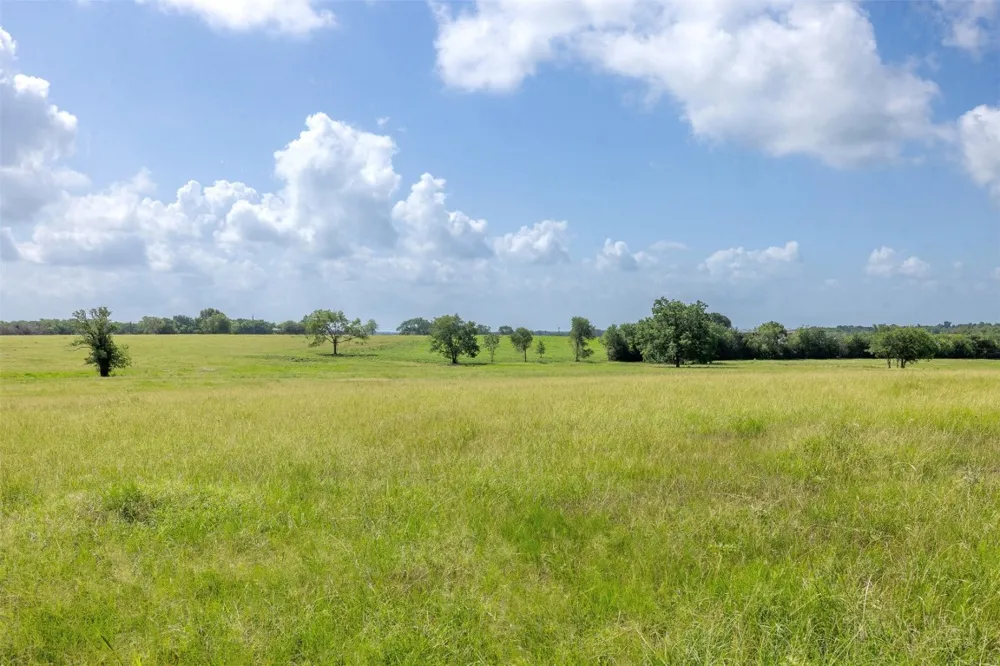 4046 State Highway 21 Caldwell, TX 77835