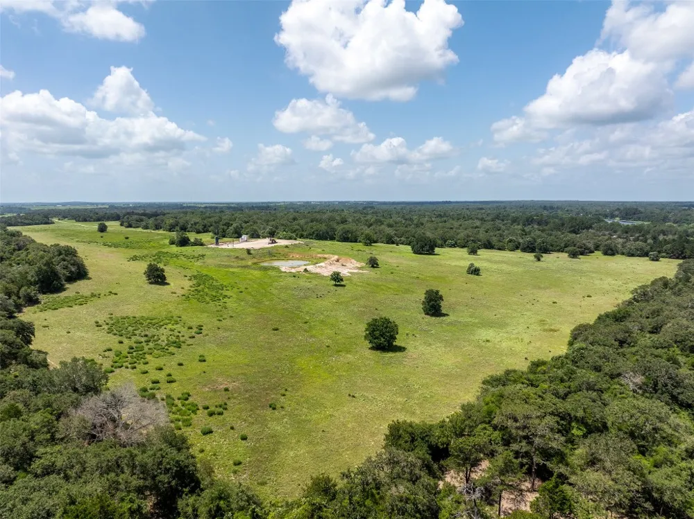 4046 State Highway 21 Caldwell, TX 77835