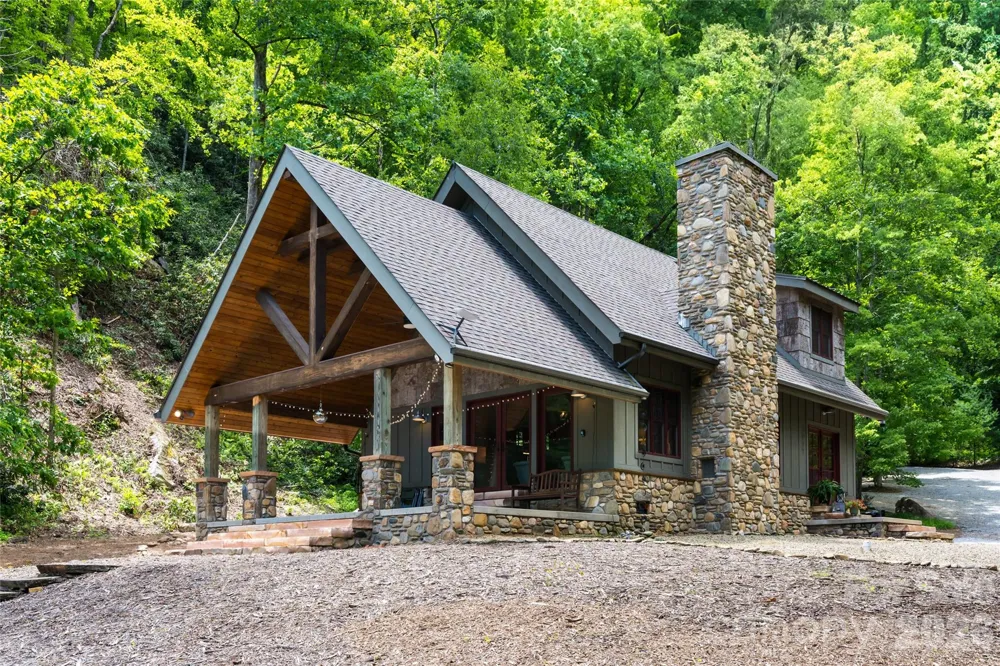 1037 Newberry Creek Road Old Fort, NC 28762