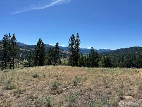 2 B Lundimo Meadows Road
