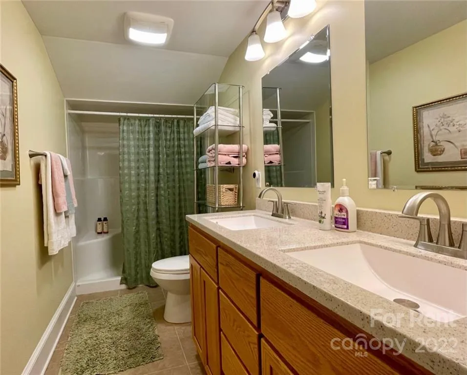 42 Main Street #A Mars Hill, NC 28754