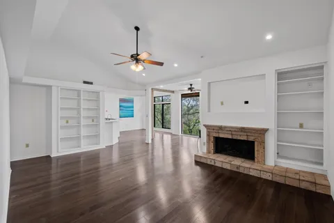 1000 Liberty Park Drive #407