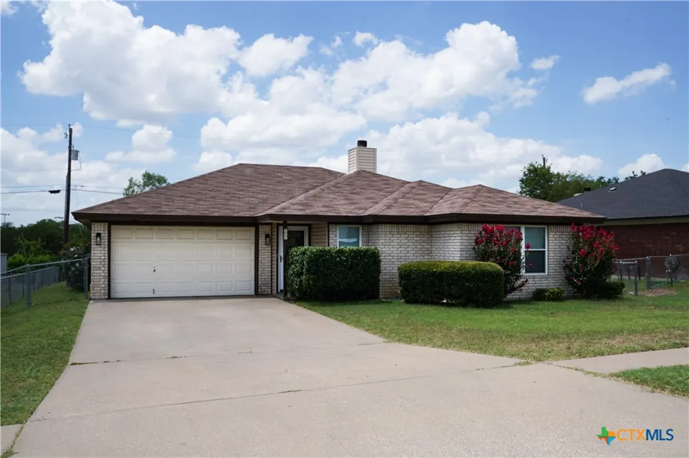 403 Courtney Lane