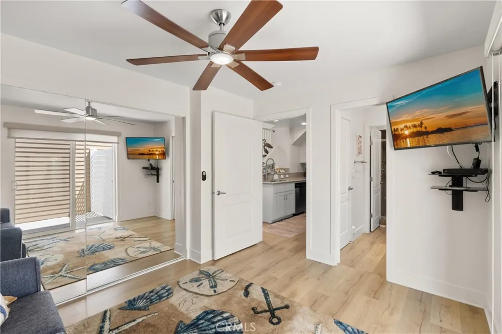 28 Cabrillo Street Newport Beach, CA 92663