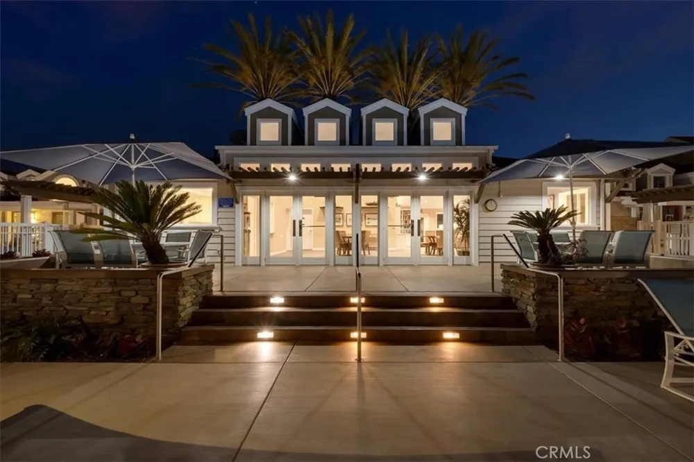 28 Cabrillo Street Newport Beach, CA 92663