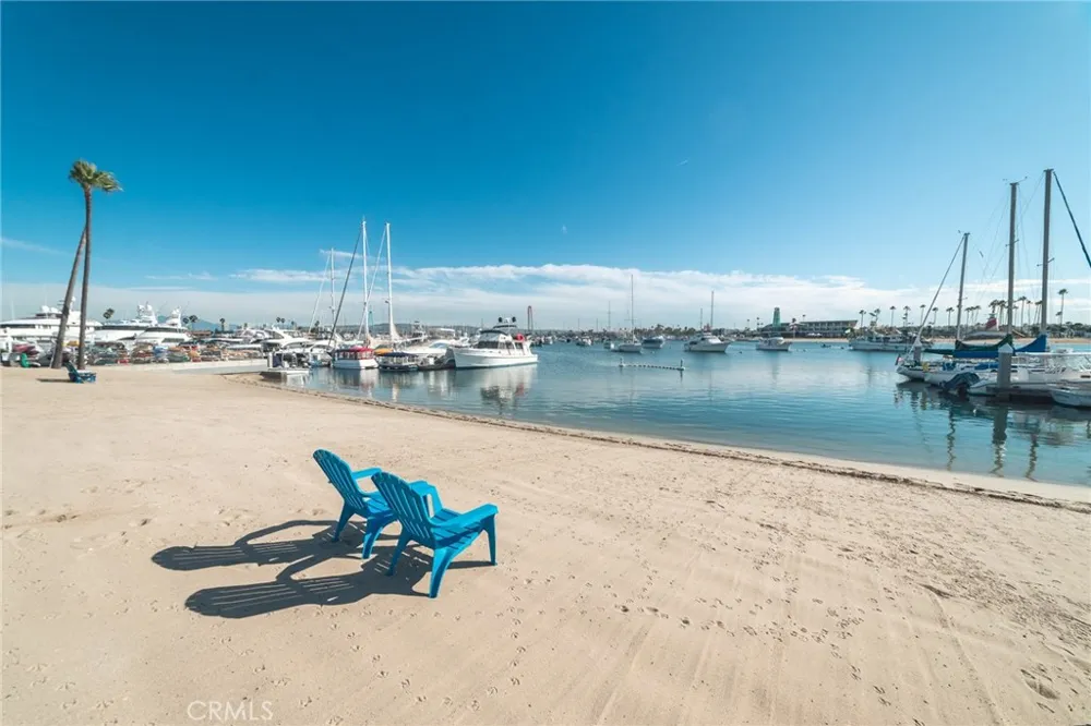 28 Cabrillo Street Newport Beach, CA 92663