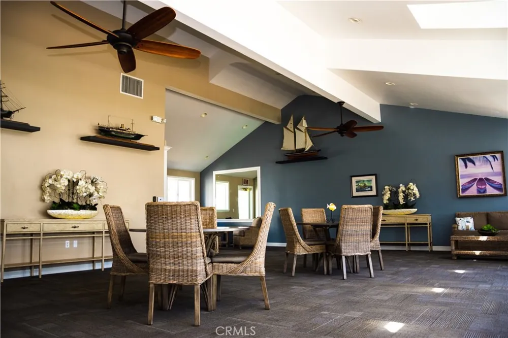 28 Cabrillo Street Newport Beach, CA 92663