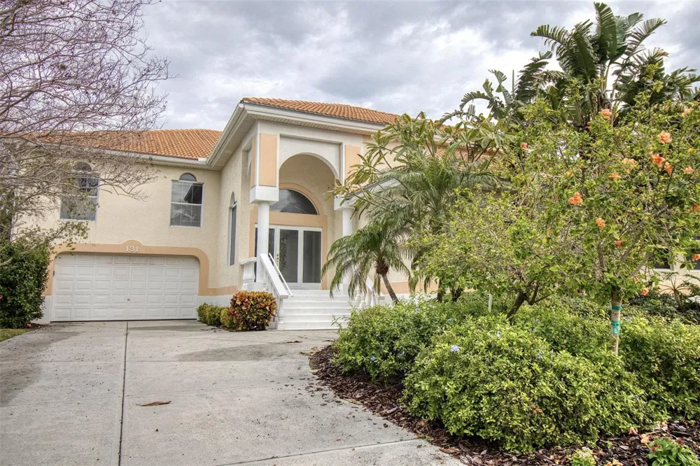 131 SANDS POINT DRIVE Tierra Verde, FL 33715