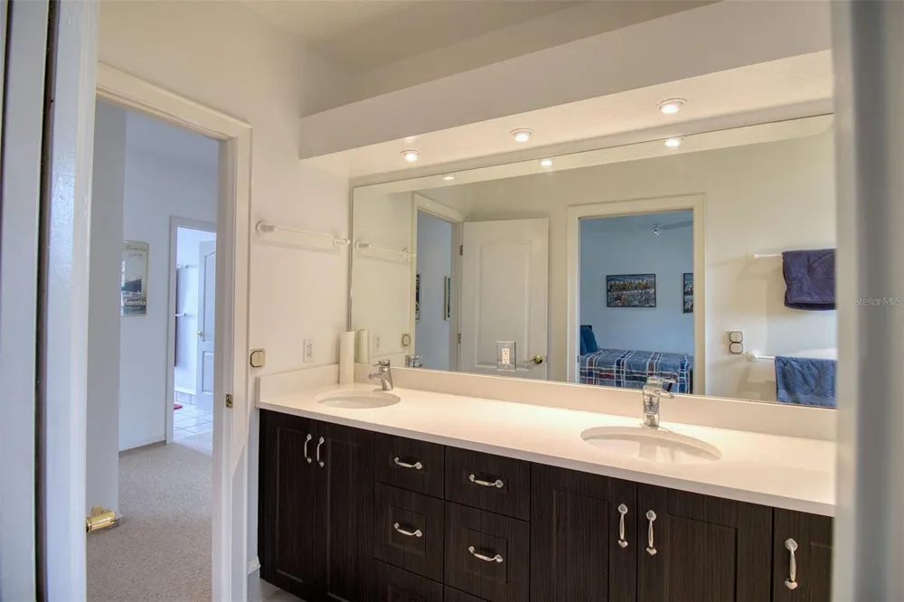 131 SANDS POINT DRIVE Tierra Verde, FL 33715