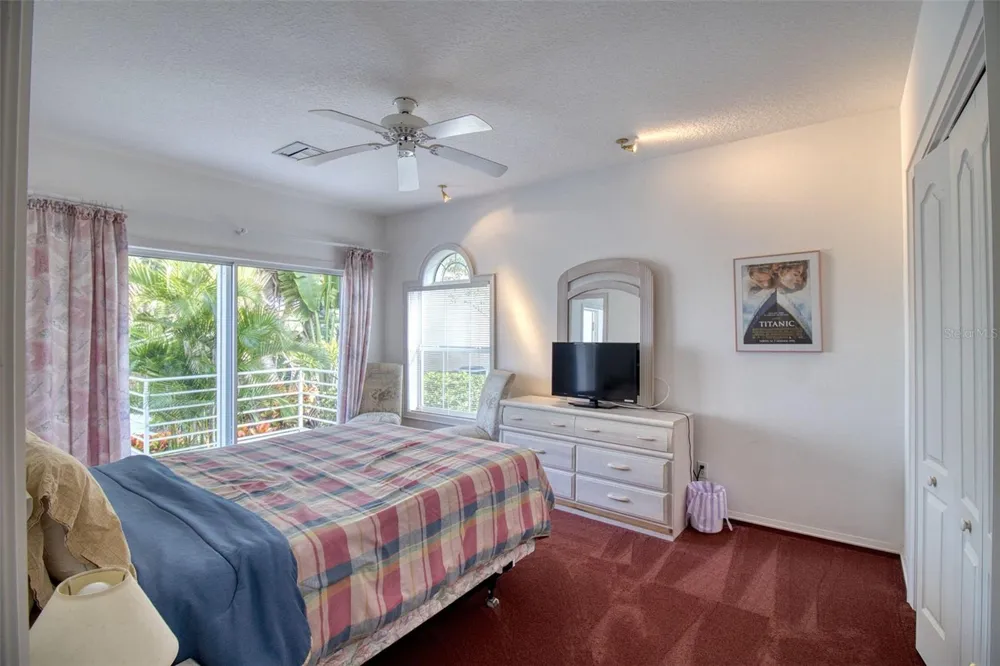 131 SANDS POINT DRIVE Tierra Verde, FL 33715