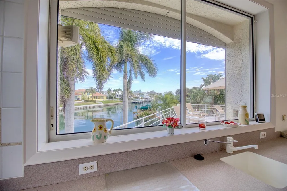 131 SANDS POINT DRIVE Tierra Verde, FL 33715