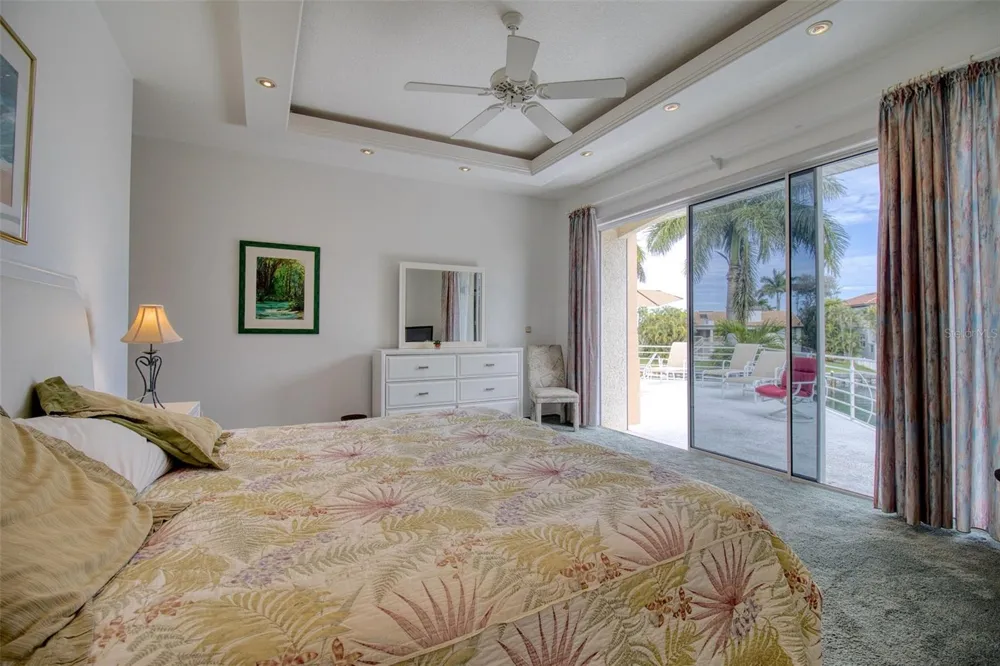 131 SANDS POINT DRIVE Tierra Verde, FL 33715