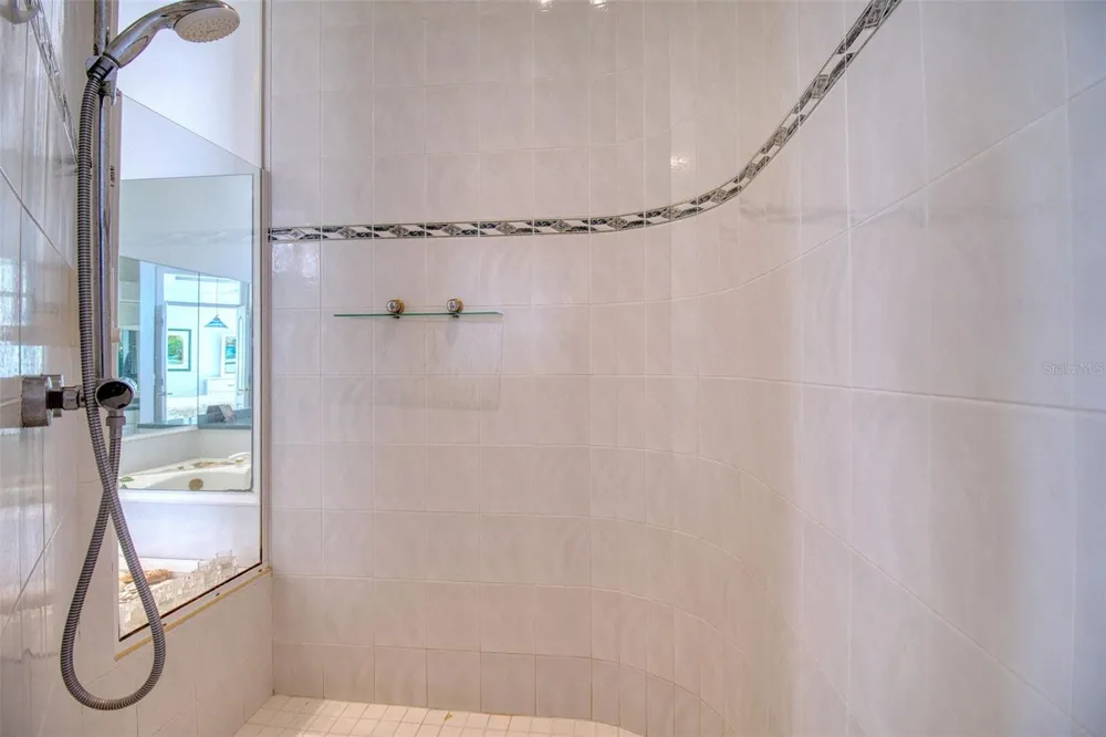 131 SANDS POINT DRIVE Tierra Verde, FL 33715