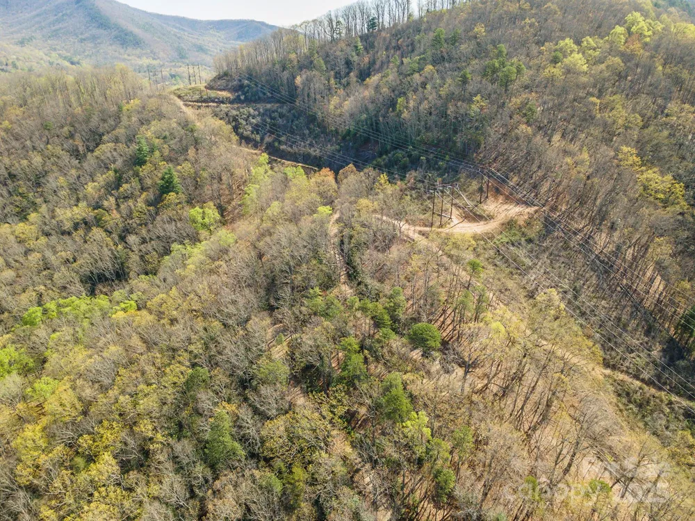 99999 Sunset Drive Black Mountain, NC 28711