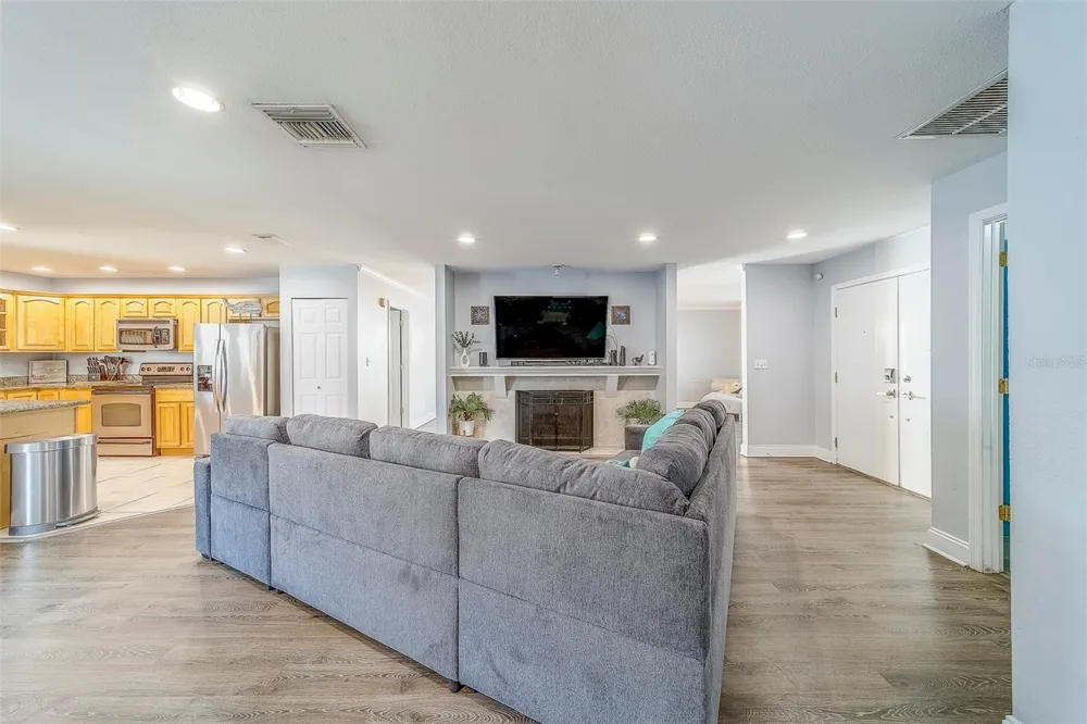 14414 91ST AVENUE Seminole, FL 33776