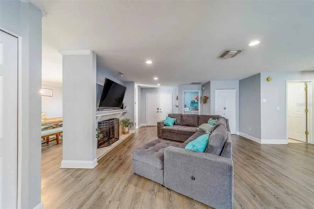 14414 91ST AVENUE Seminole, FL 33776