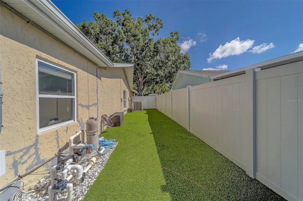 14414 91ST AVENUE Seminole, FL 33776
