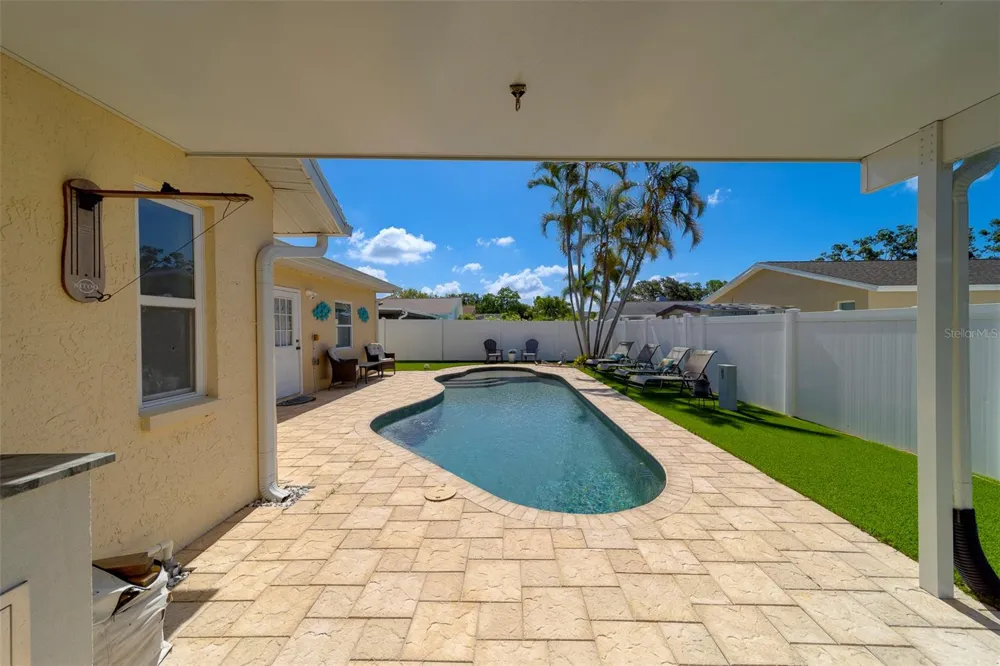 14414 91ST AVENUE Seminole, FL 33776