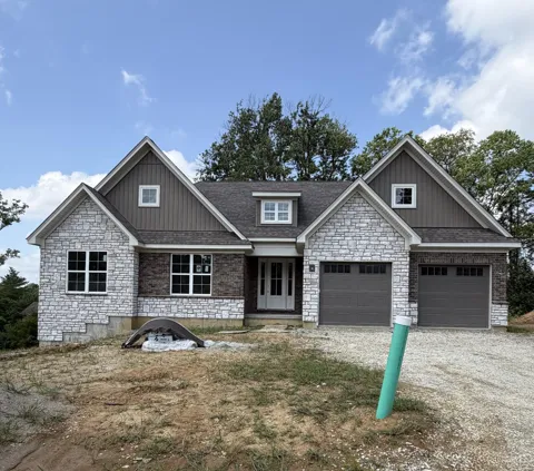 3105 Laurel Hill Lane