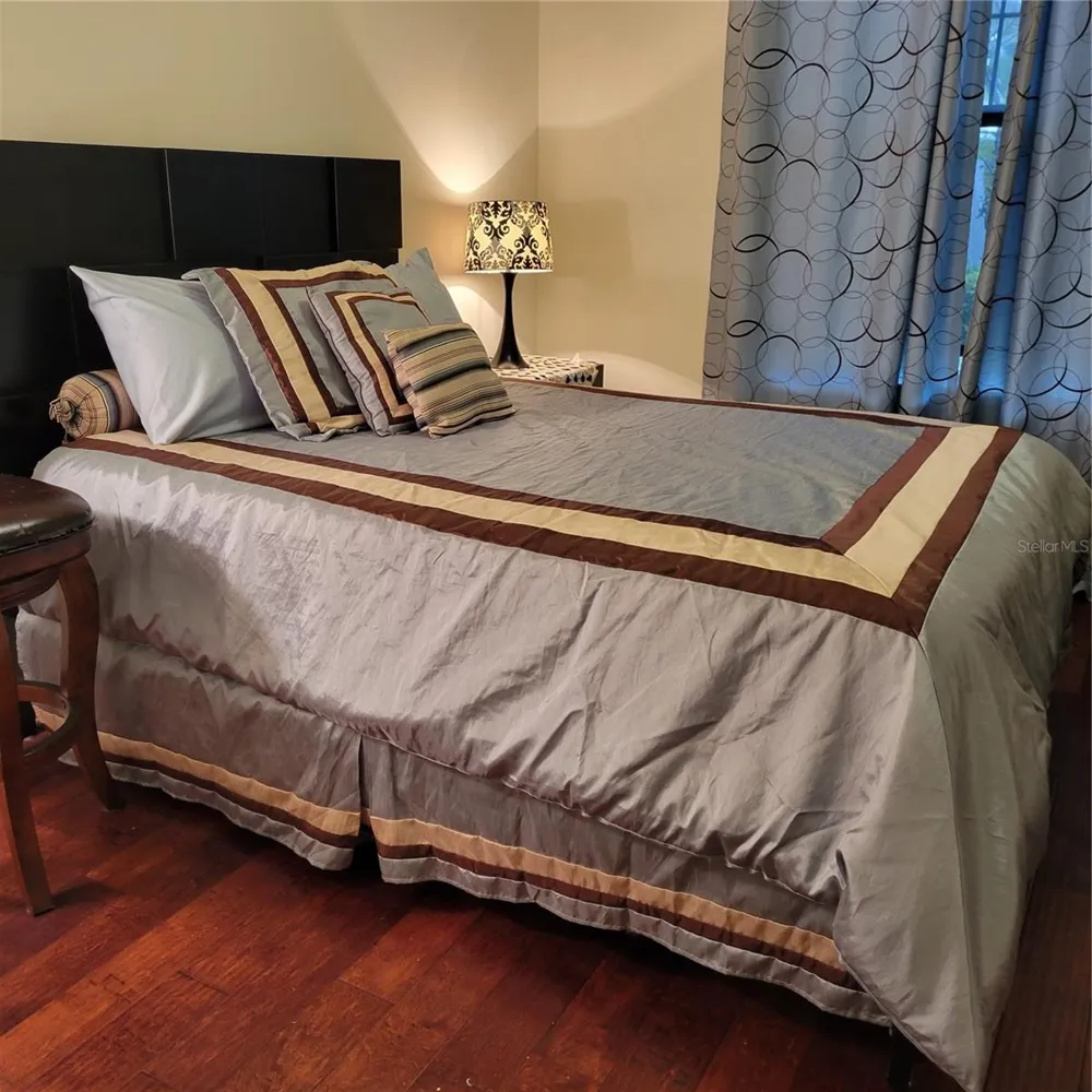 106 LERIDA COURT Nokomis, FL 34275