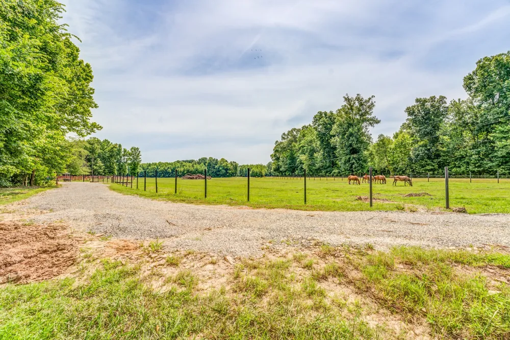 1225 Fields Dr Arlington, TN 38002