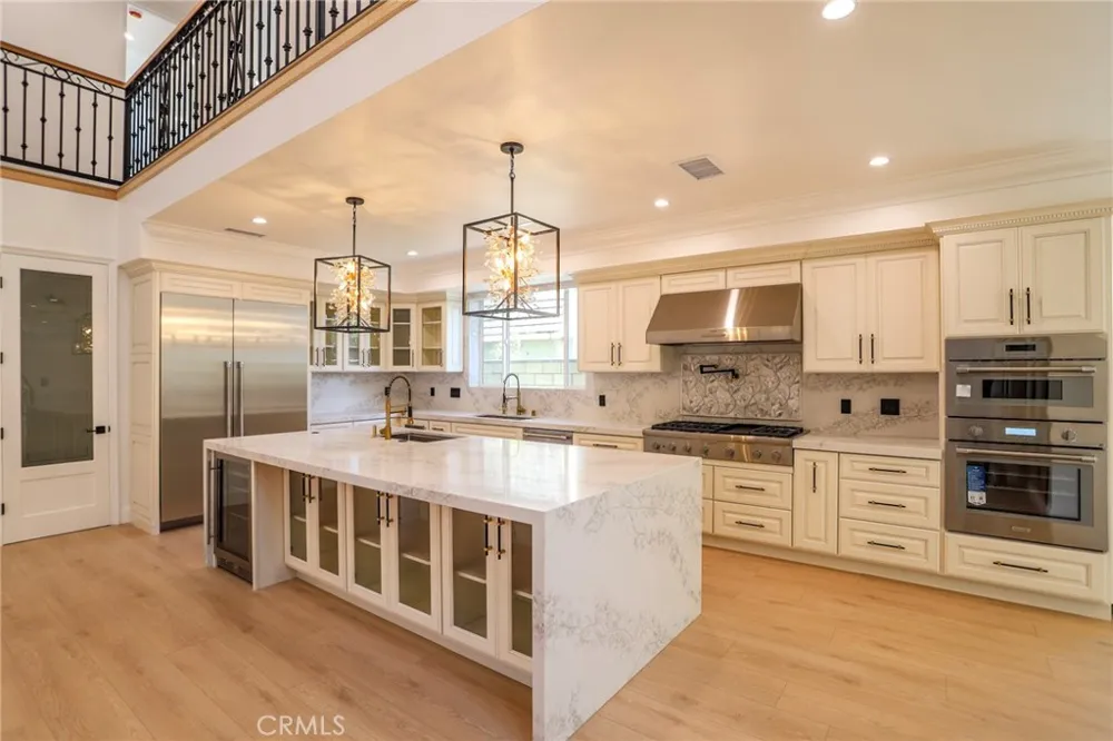 21861 Vacation Ln Lane Huntington Beach, CA 92646