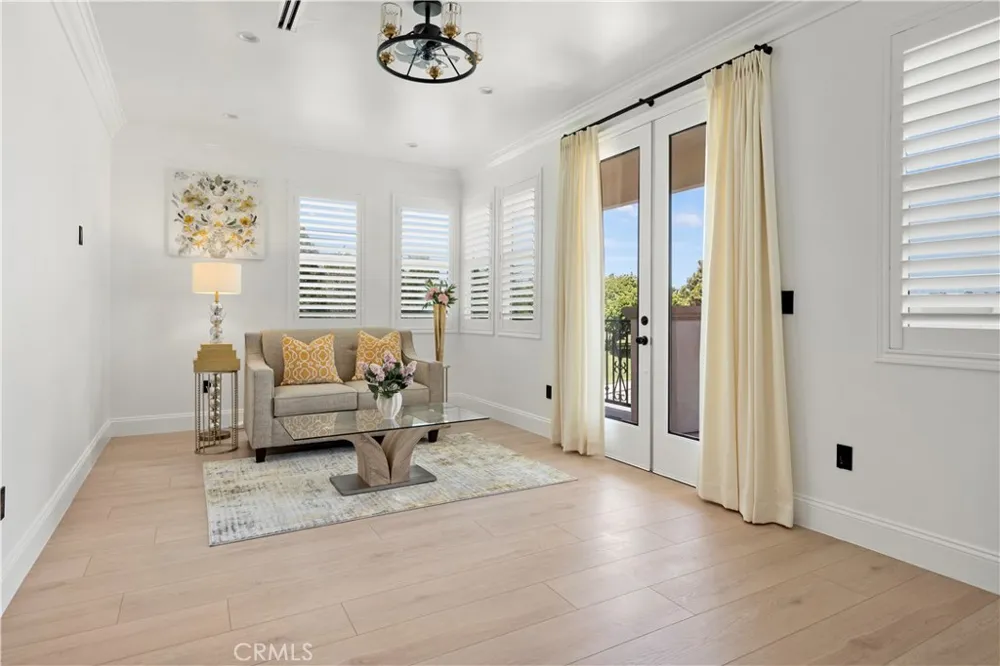 21861 Vacation Ln Lane Huntington Beach, CA 92646
