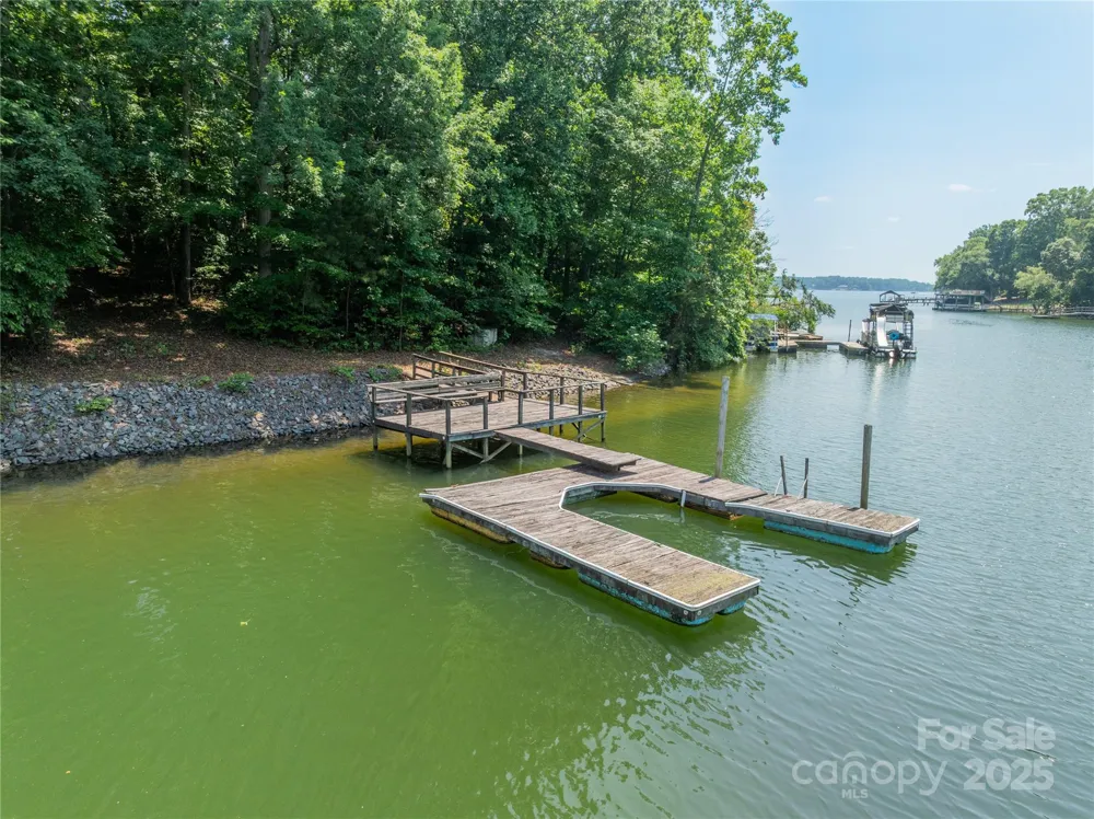 200 Greenbay Road Mooresville, NC 28117
