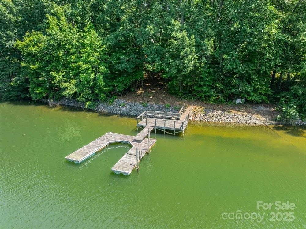 200 Greenbay Road Mooresville, NC 28117
