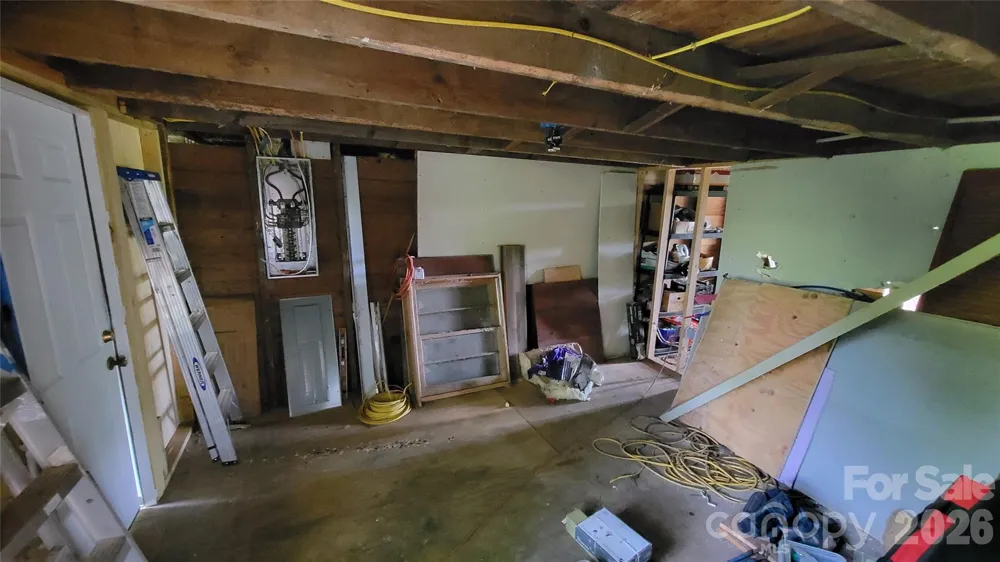 160 Cleveland Road Tryon, NC 28782