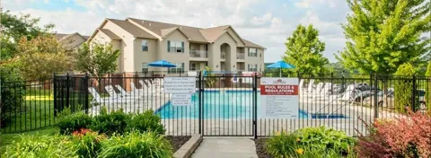 1 Chapel Ridge Cir